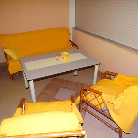In With Balcony, Air Conditioning, Wi-fi *