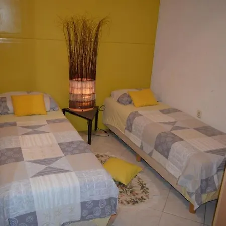 Appartamento In With Balcony, Air Conditioning, Wi-fi *