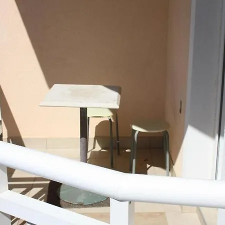 In With Balcony, Air Conditioning, Wi-fi * Vrsi