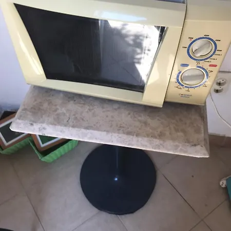In With Balcony, Air Conditioning, Wi-fi